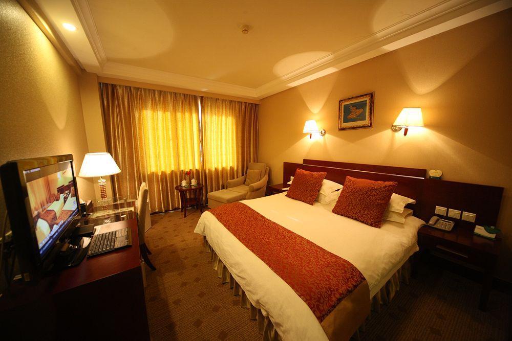 Overseas Chinese International Hotel Qingdao Luaran gambar