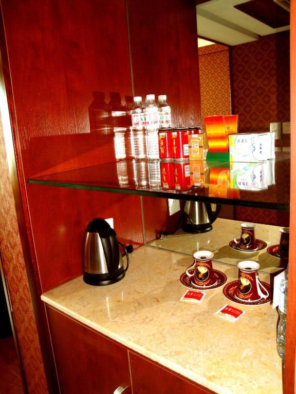 Overseas Chinese International Hotel Qingdao Bilik gambar