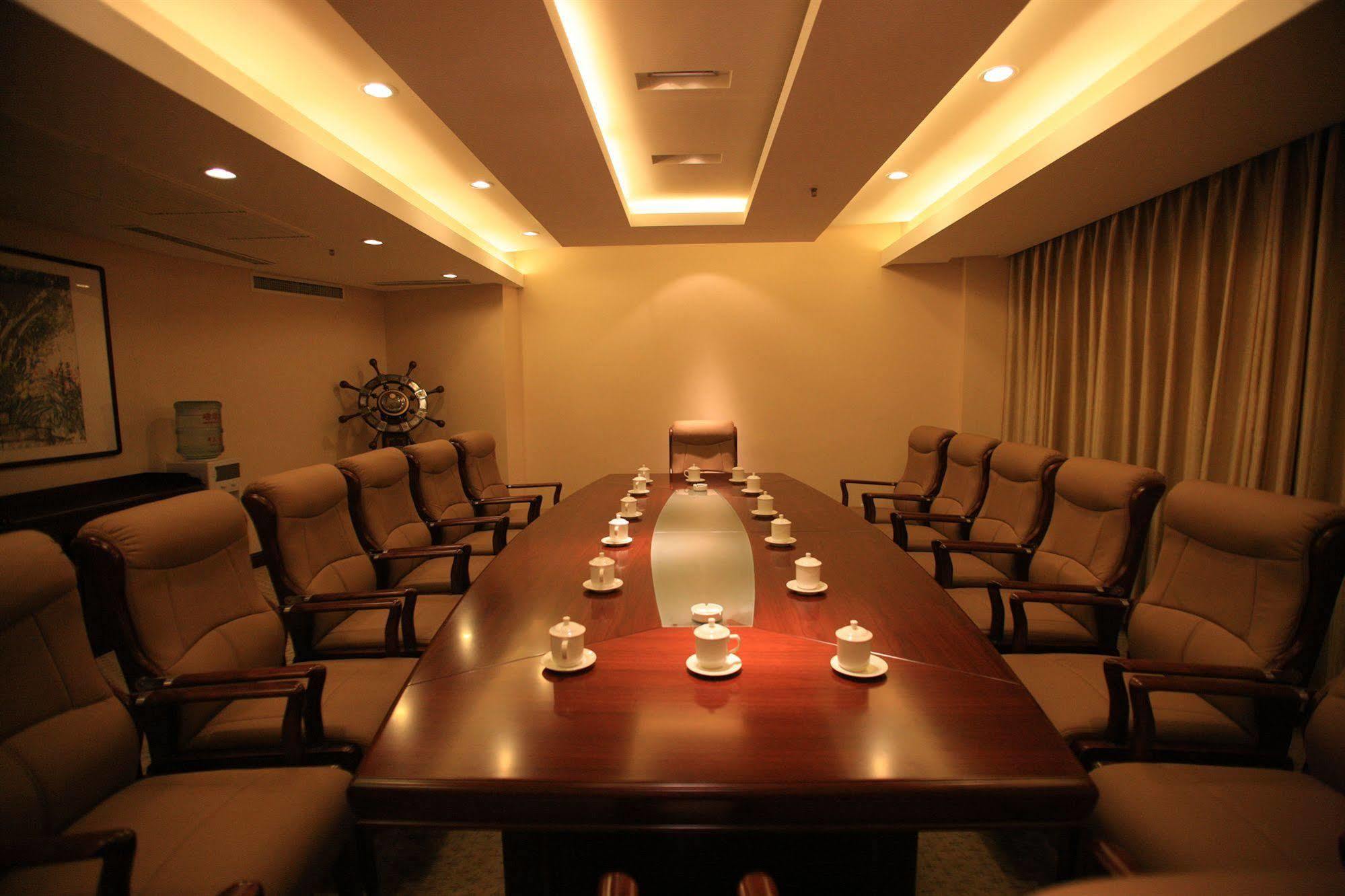 Overseas Chinese International Hotel Qingdao Luaran gambar