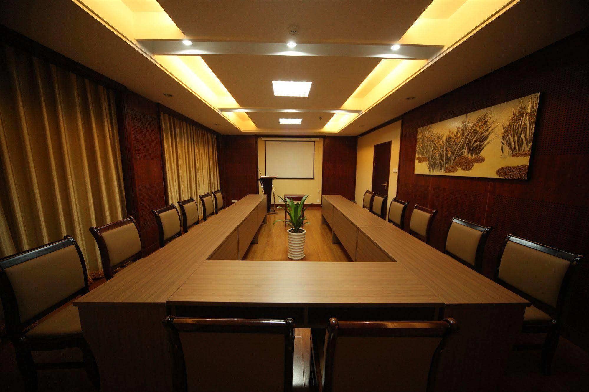 Overseas Chinese International Hotel Qingdao Luaran gambar